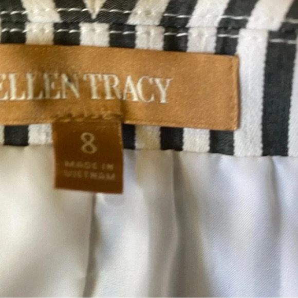 NWT Blazer by Ellen Tracy, Size 8 - Picture 4 of 6